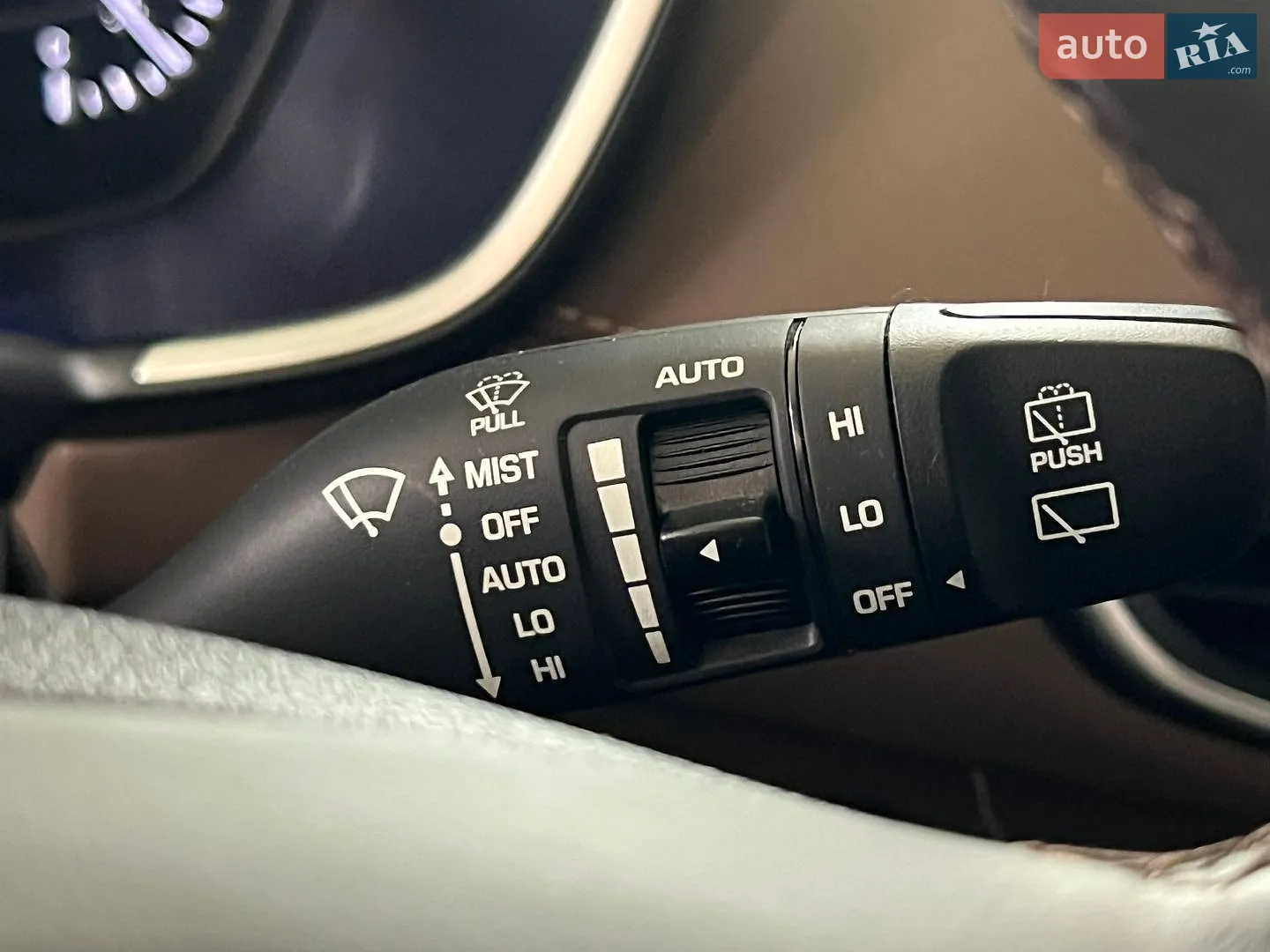 2018 Hyundai Santa Fe - мініатюра 38