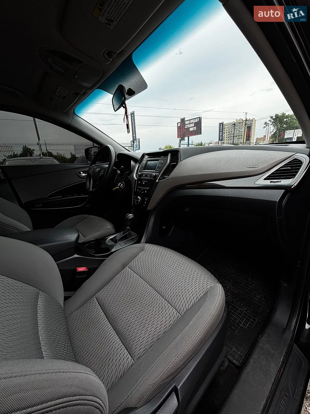 2016 Hyundai Santa Fe - мініатюра 19