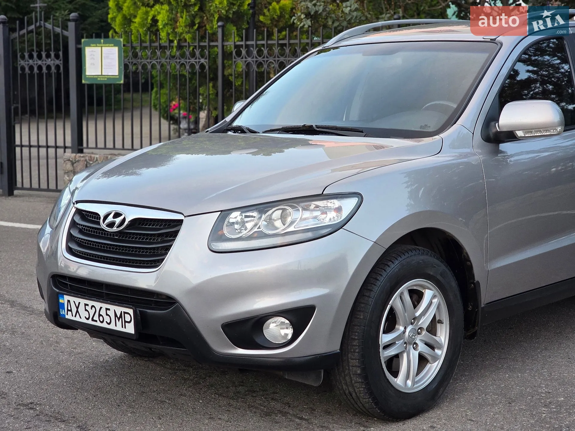 2010 Hyundai Santa Fe - мініатюра 10