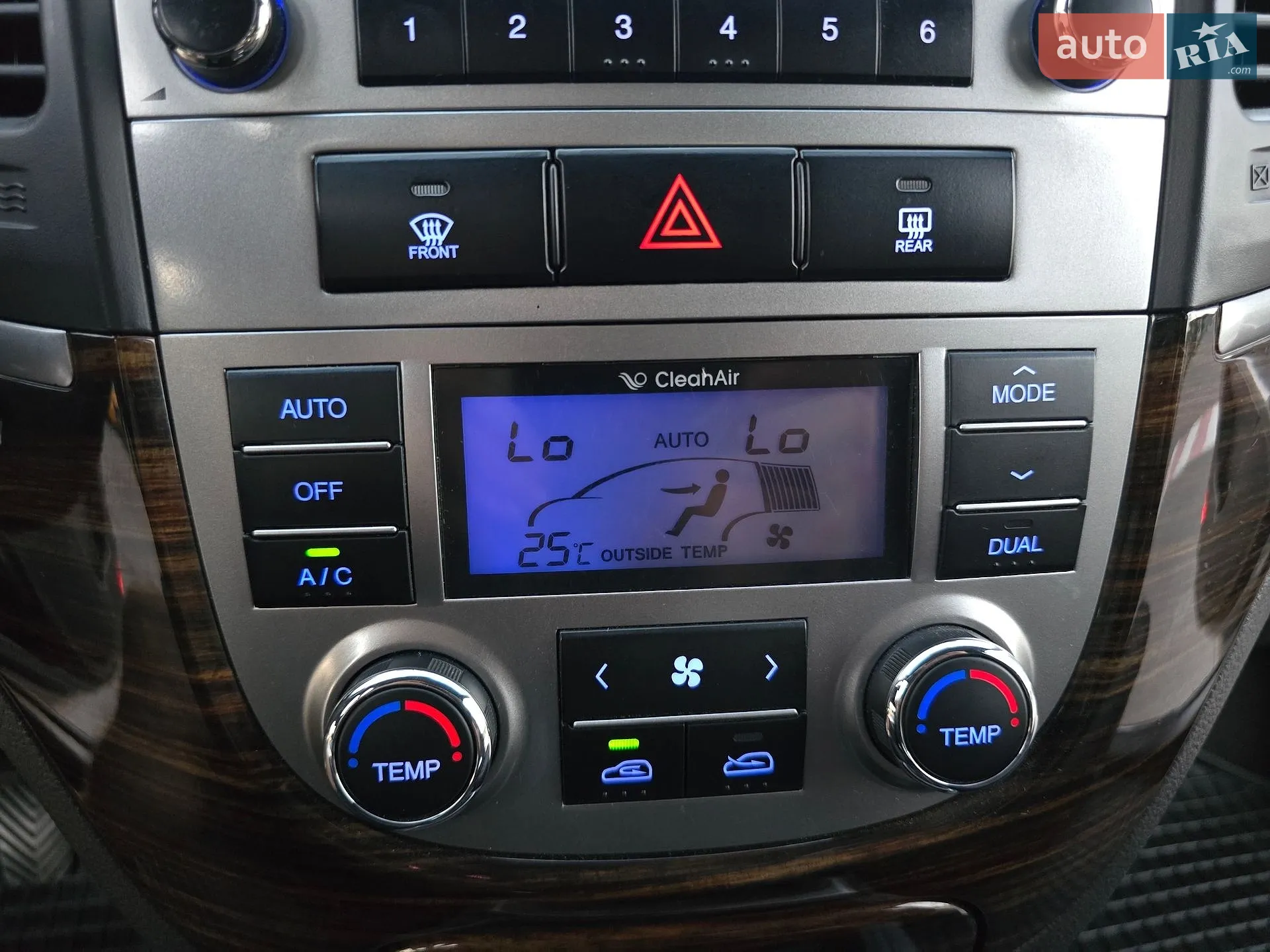 2010 Hyundai Santa Fe - мініатюра 40
