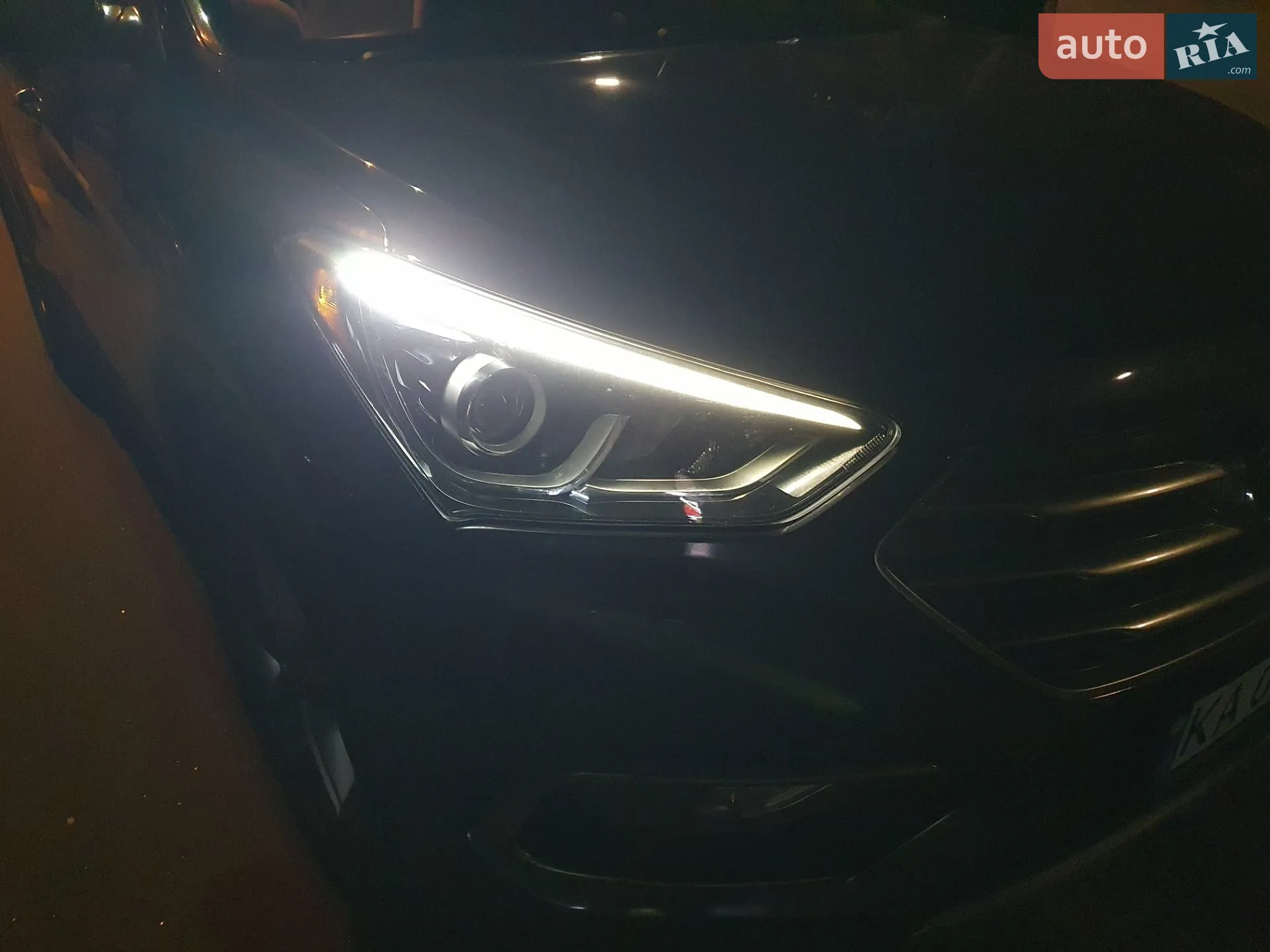 2017 Hyundai Santa Fe - мініатюра 3