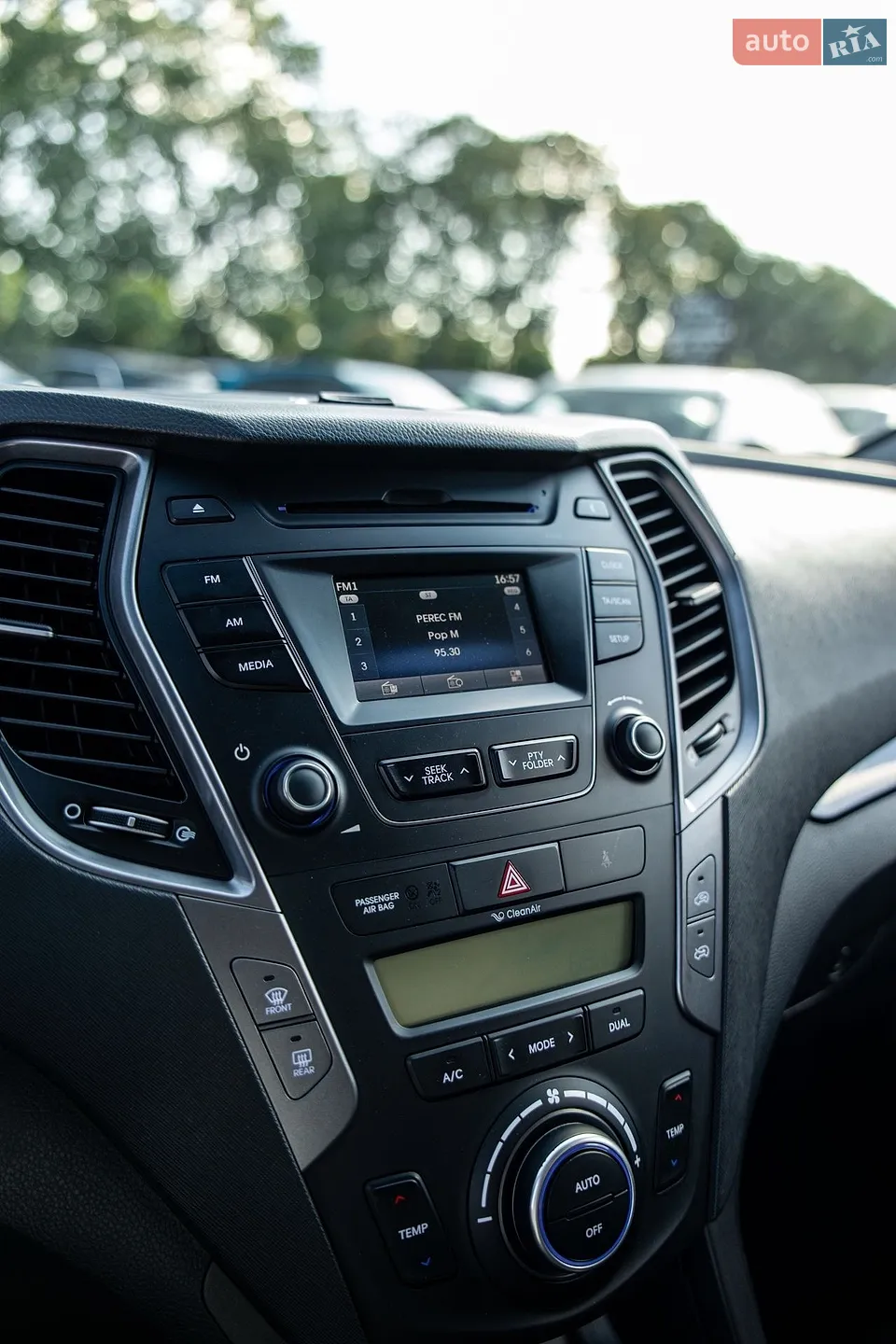 2013 Hyundai Santa Fe - мініатюра 31