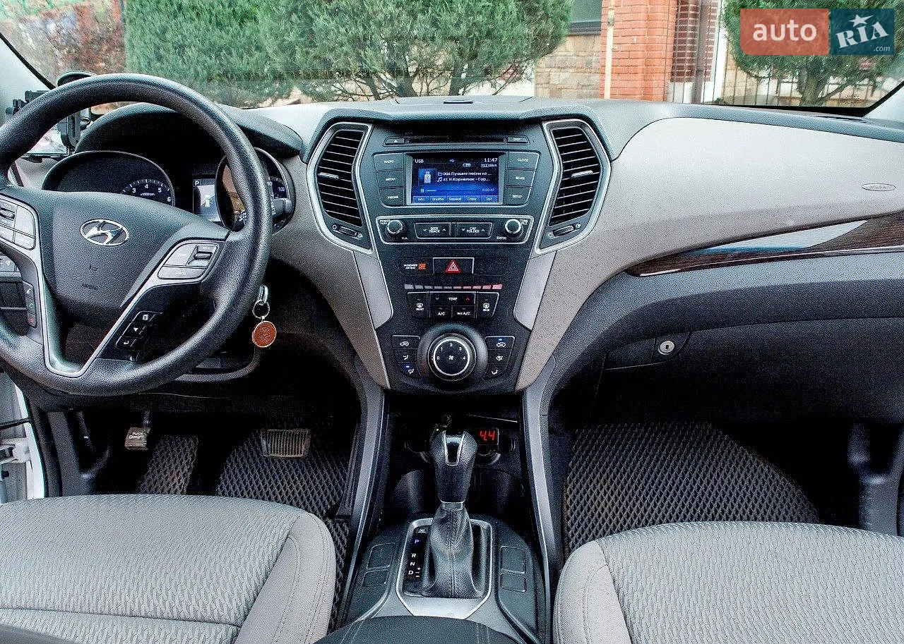 2016 Hyundai Santa Fe - мініатюра 13
