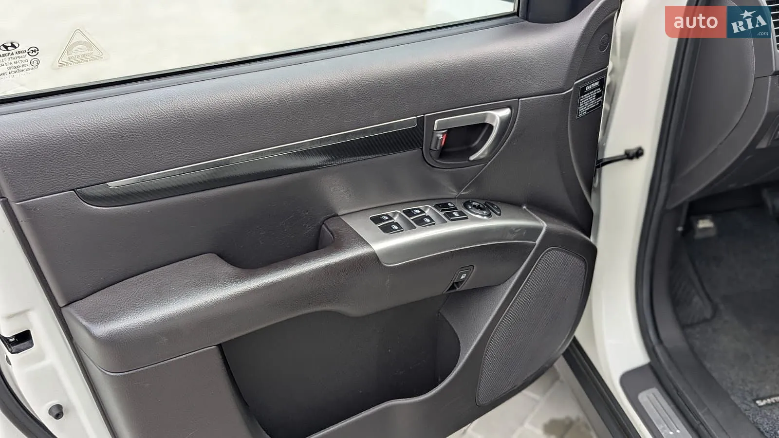 2011 Hyundai Santa Fe - мініатюра 12