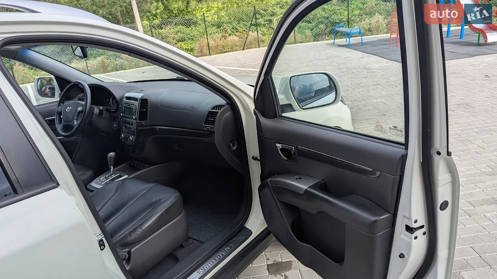 2011 Hyundai Santa Fe - мініатюра 37