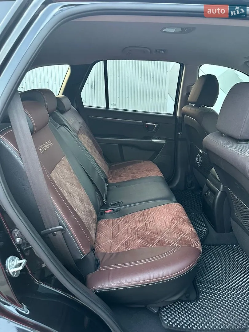 2011 Hyundai Santa Fe - мініатюра 9