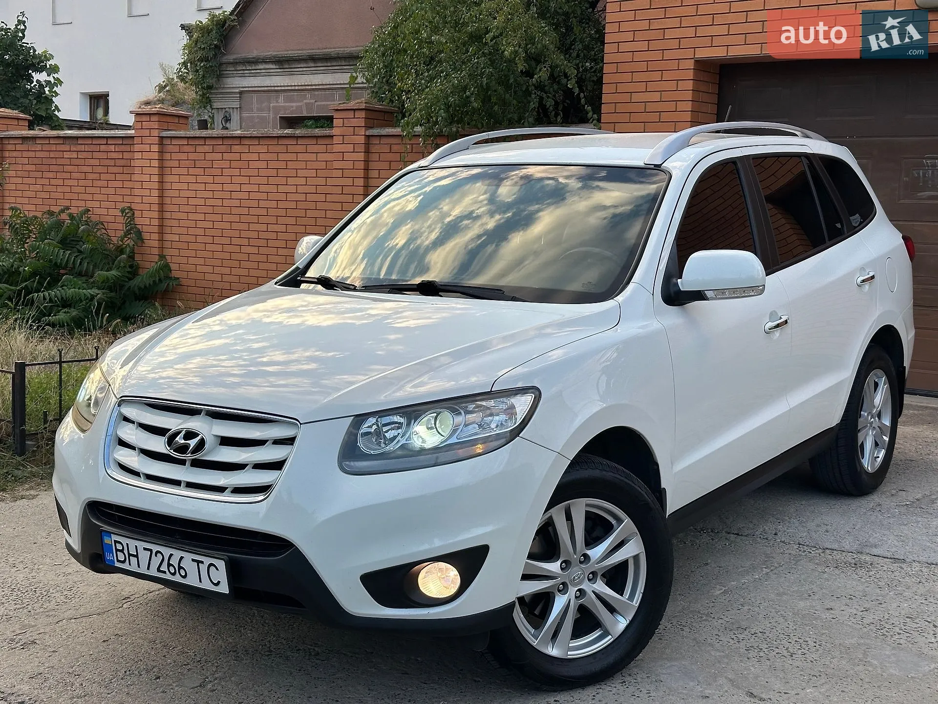 2011 Hyundai Santa Fe - мініатюра 4