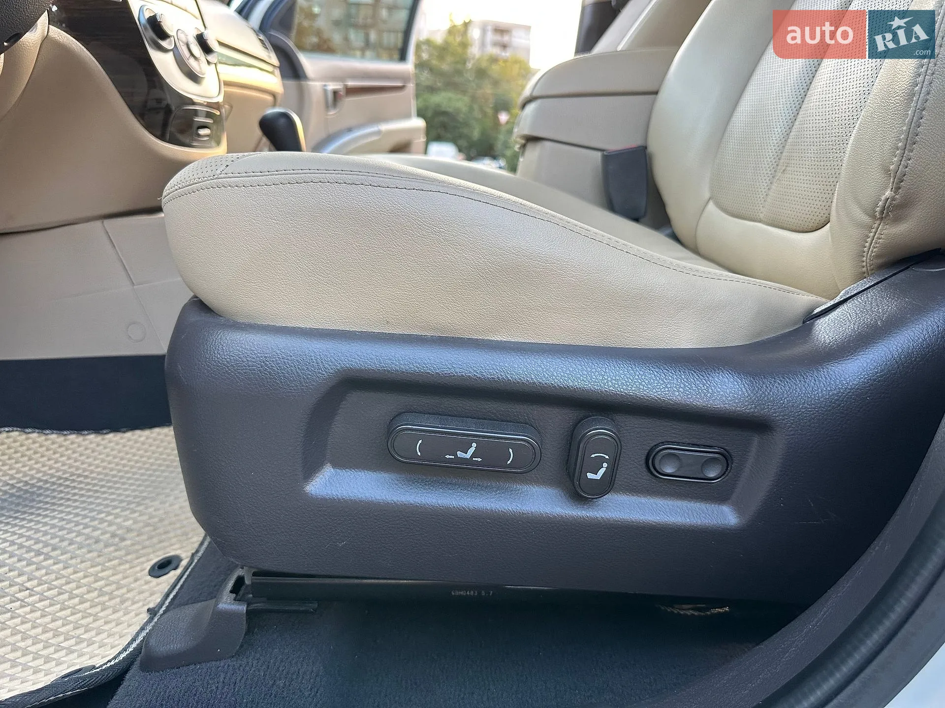 2011 Hyundai Santa Fe - мініатюра 55