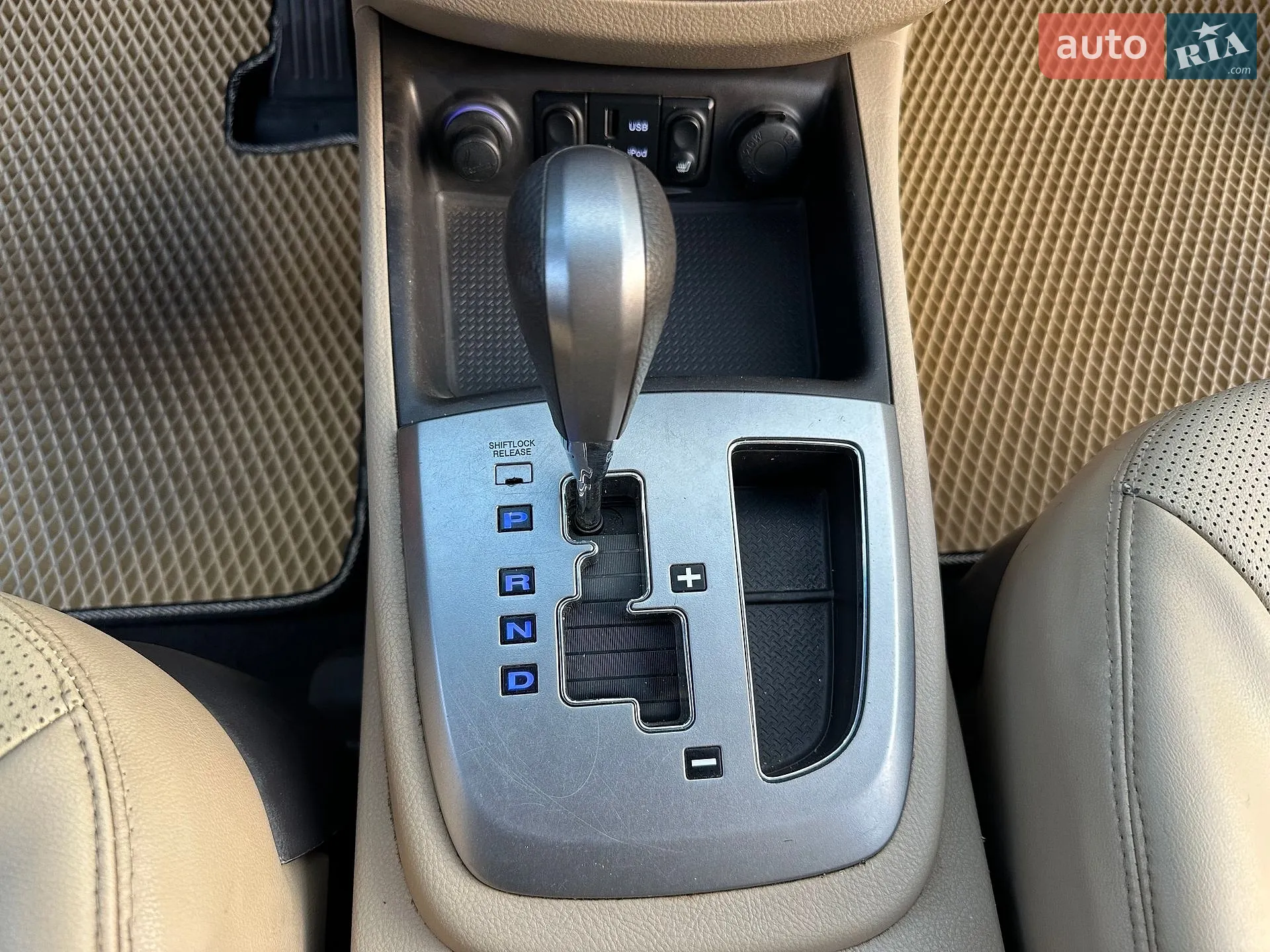 2011 Hyundai Santa Fe - мініатюра 65