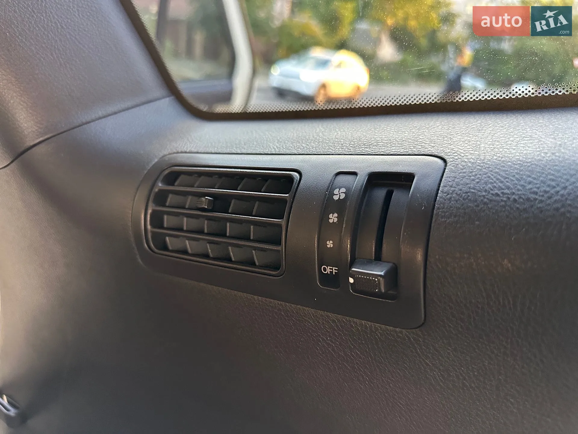 2011 Hyundai Santa Fe - мініатюра 104