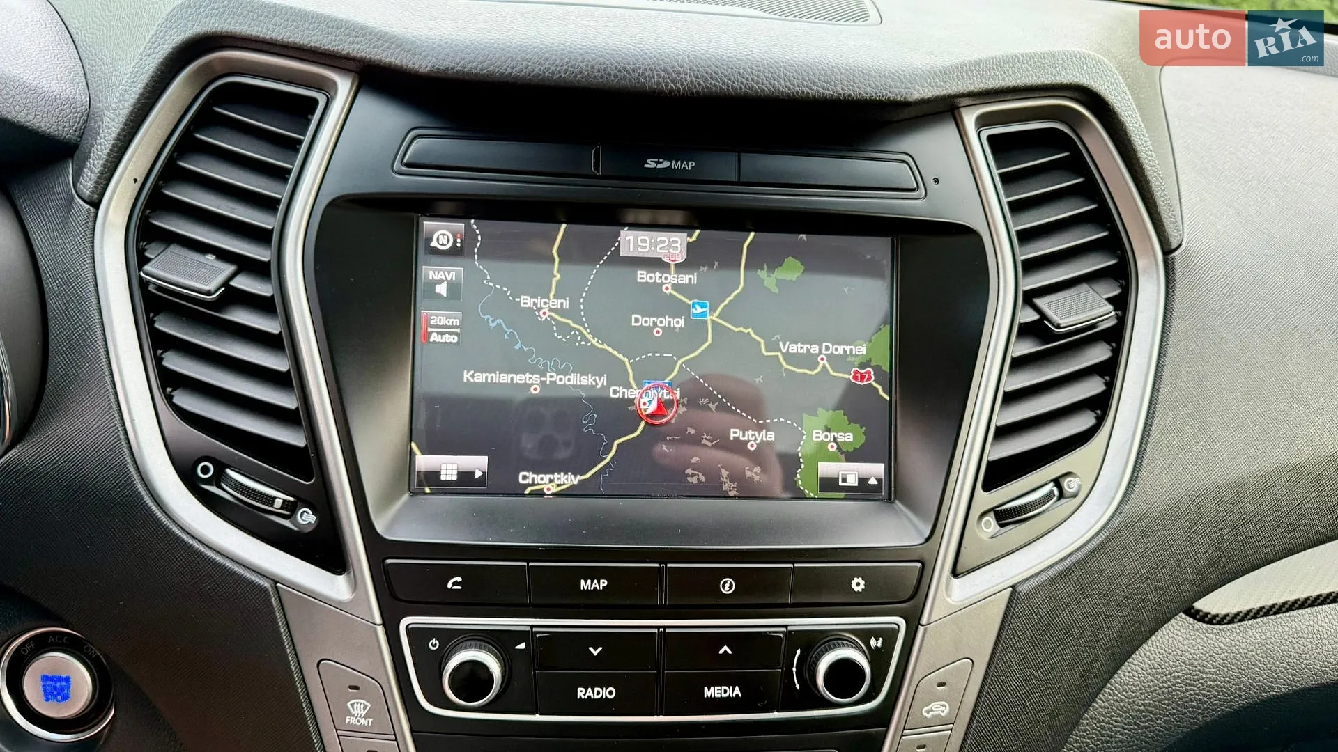 2016 Hyundai Santa Fe - мініатюра 39