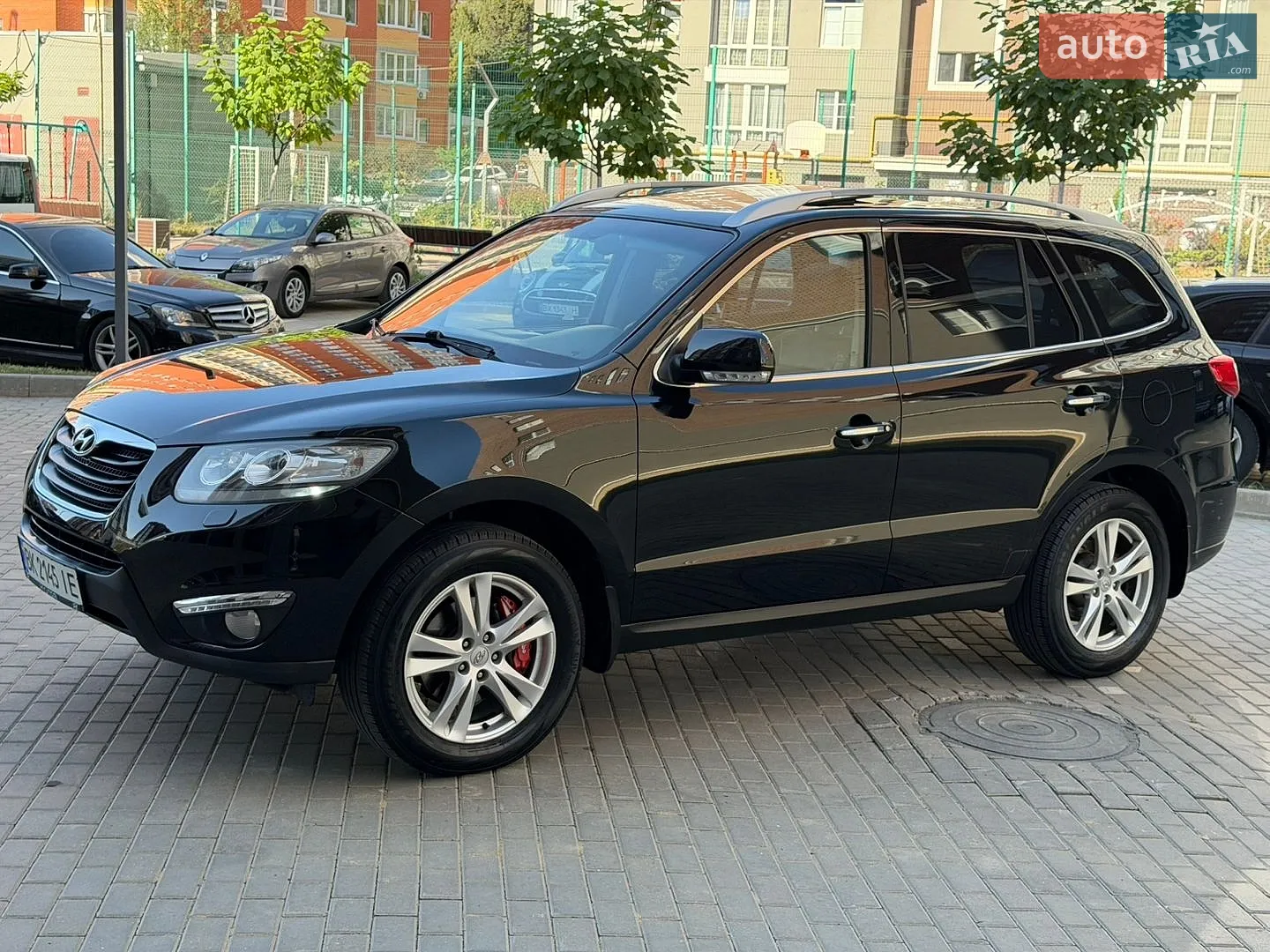 2011 Hyundai Santa Fe - мініатюра 12