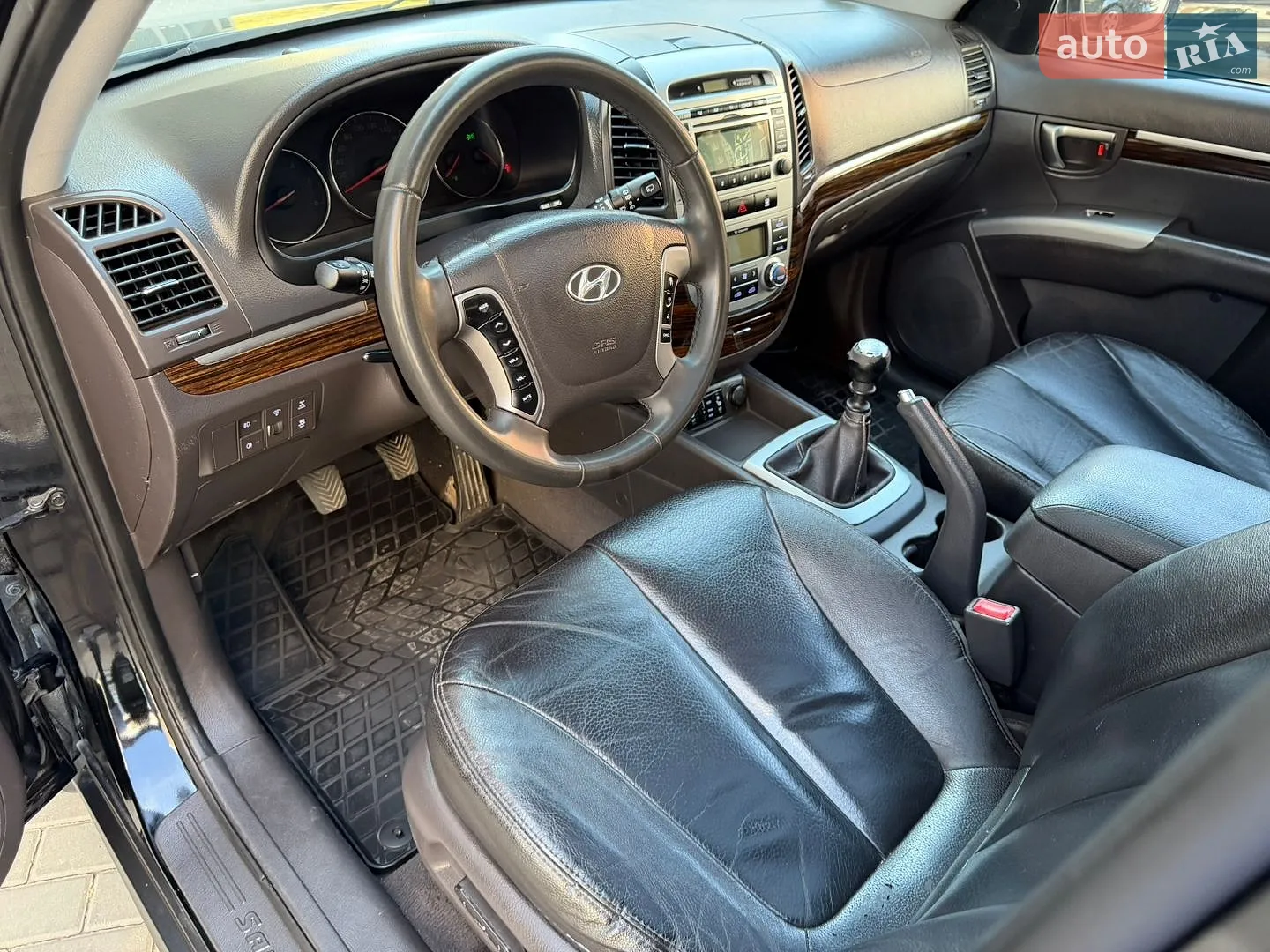 2011 Hyundai Santa Fe - мініатюра 22