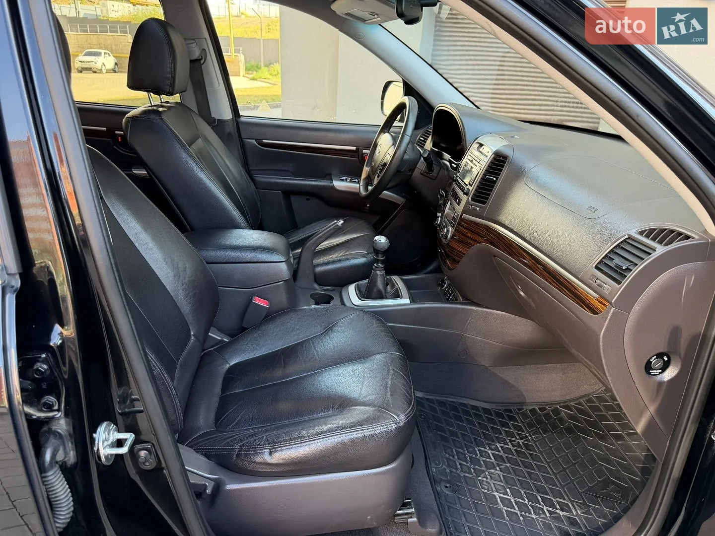 2011 Hyundai Santa Fe - мініатюра 24
