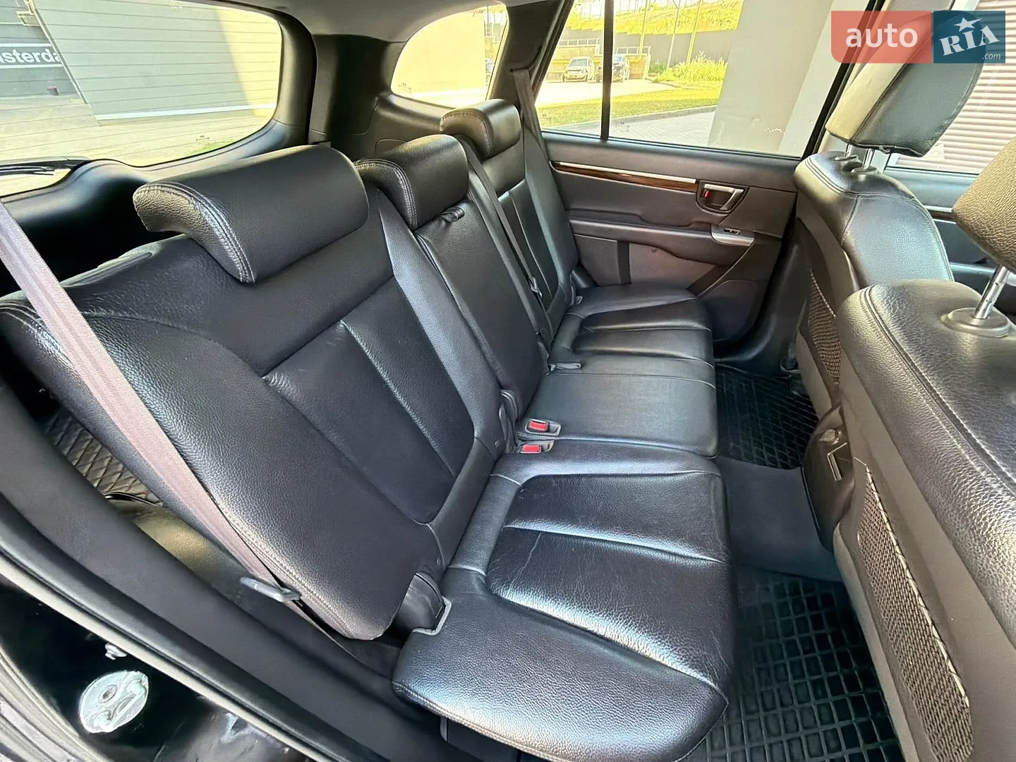 2011 Hyundai Santa Fe - мініатюра 34