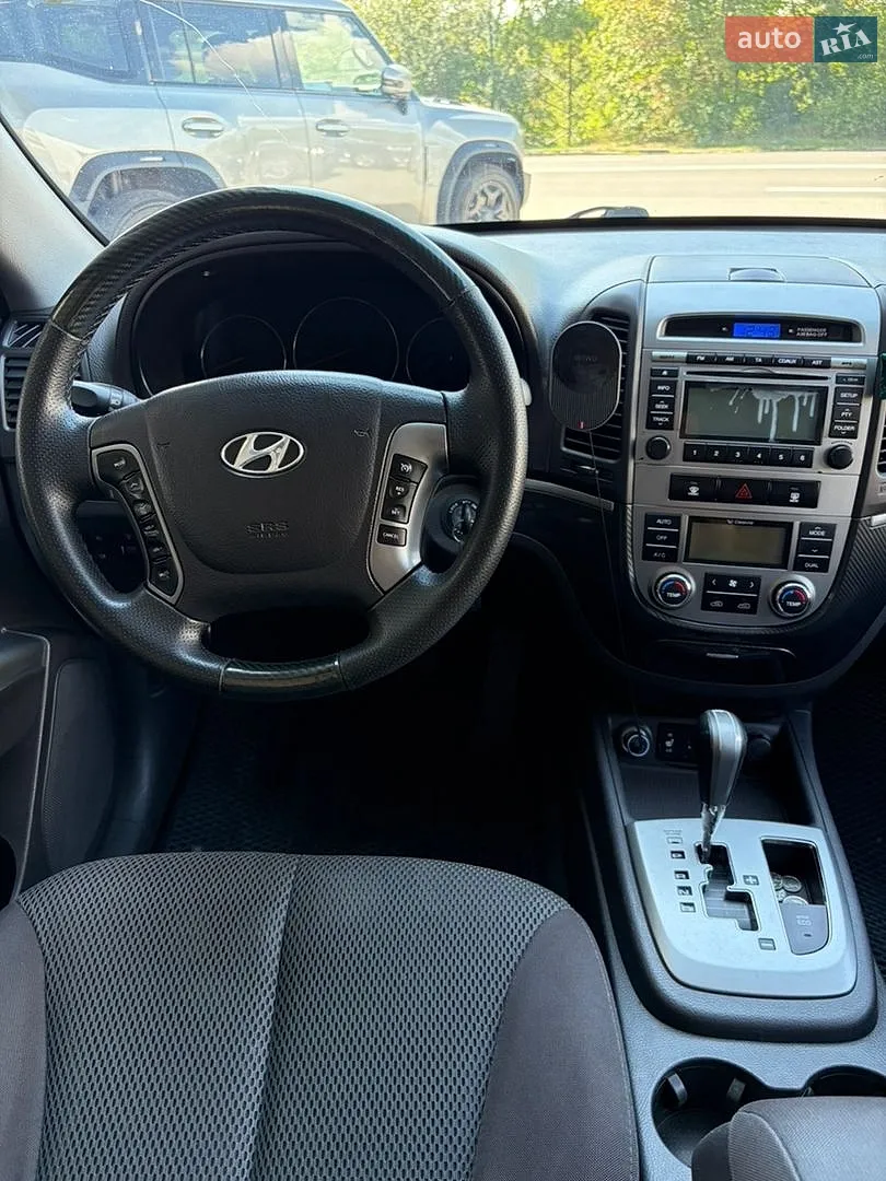 2011 Hyundai Santa Fe - мініатюра 8