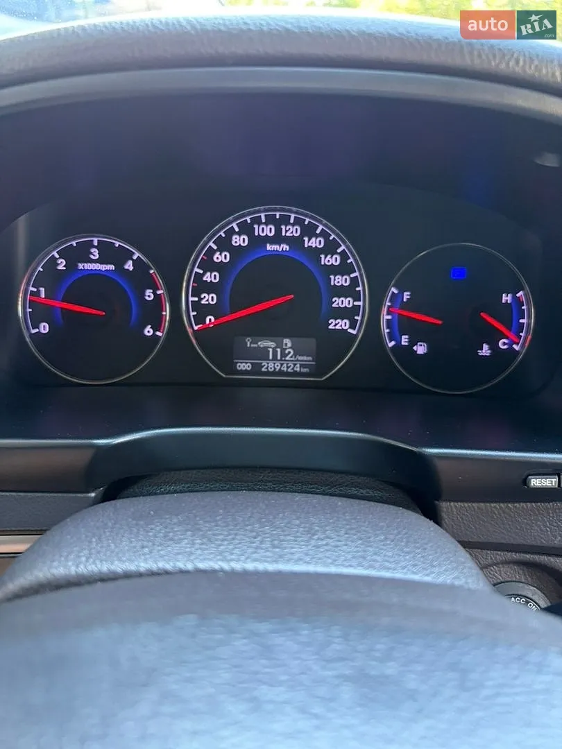 2011 Hyundai Santa Fe - мініатюра 11