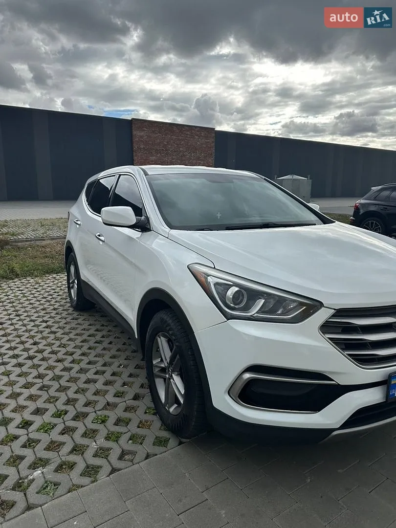 2017 Hyundai Santa Fe - мініатюра 2