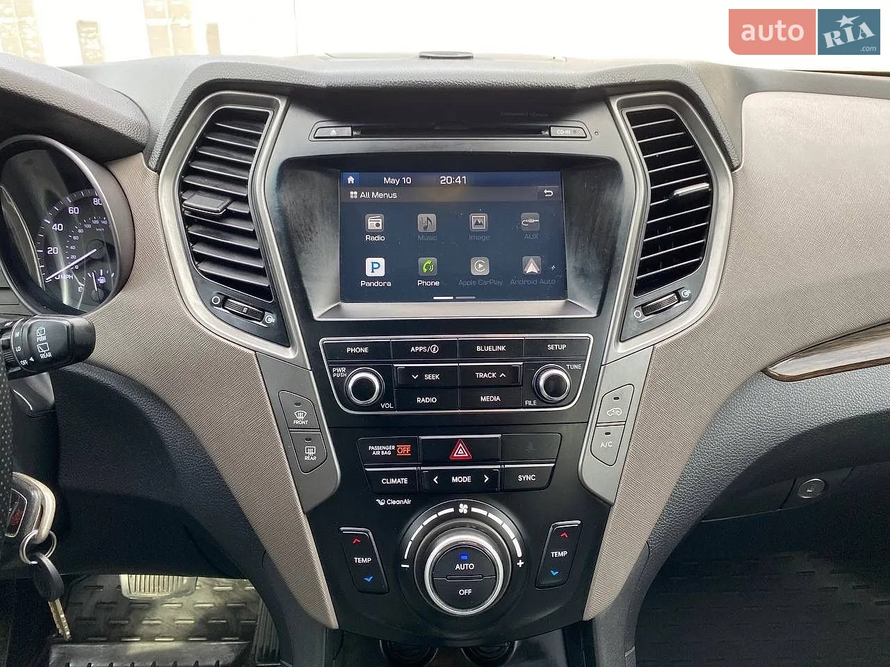 2016 Hyundai Santa Fe - мініатюра 27