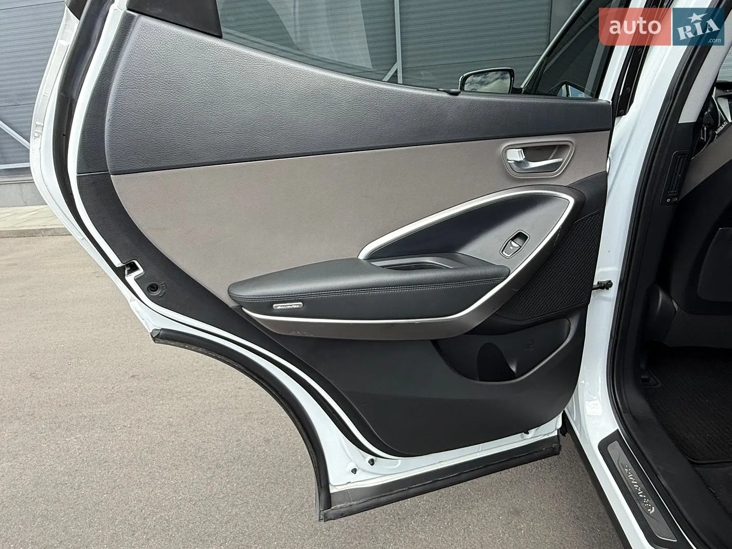 2016 Hyundai Santa Fe - мініатюра 41