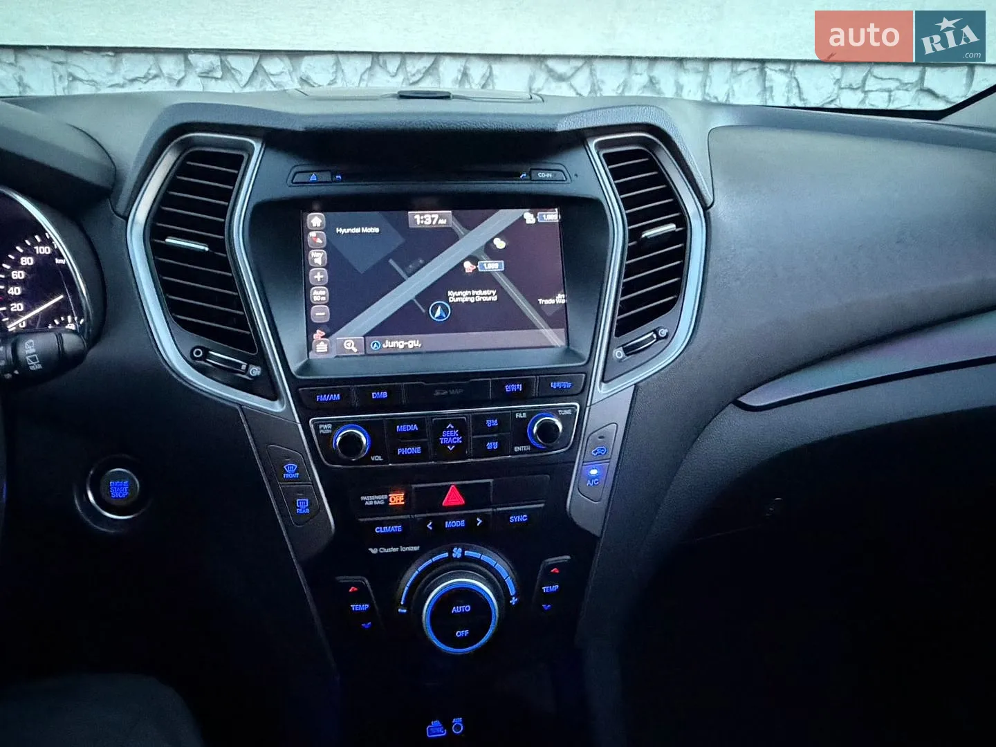 2016 Hyundai Santa Fe - мініатюра 30