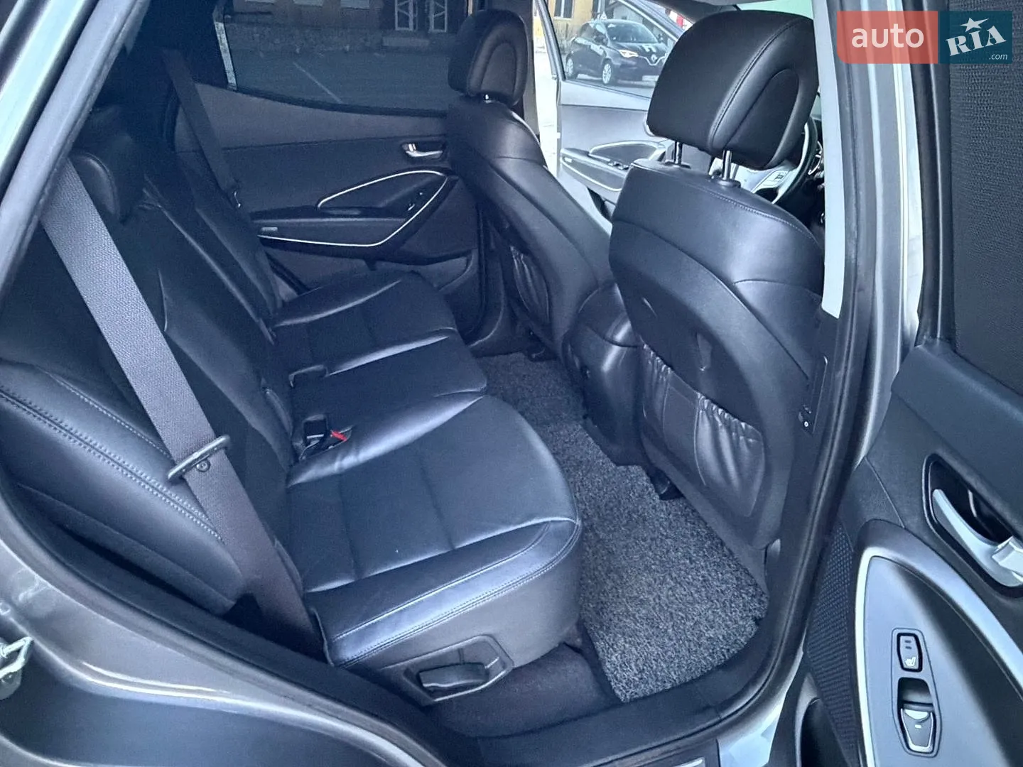 2016 Hyundai Santa Fe - мініатюра 43