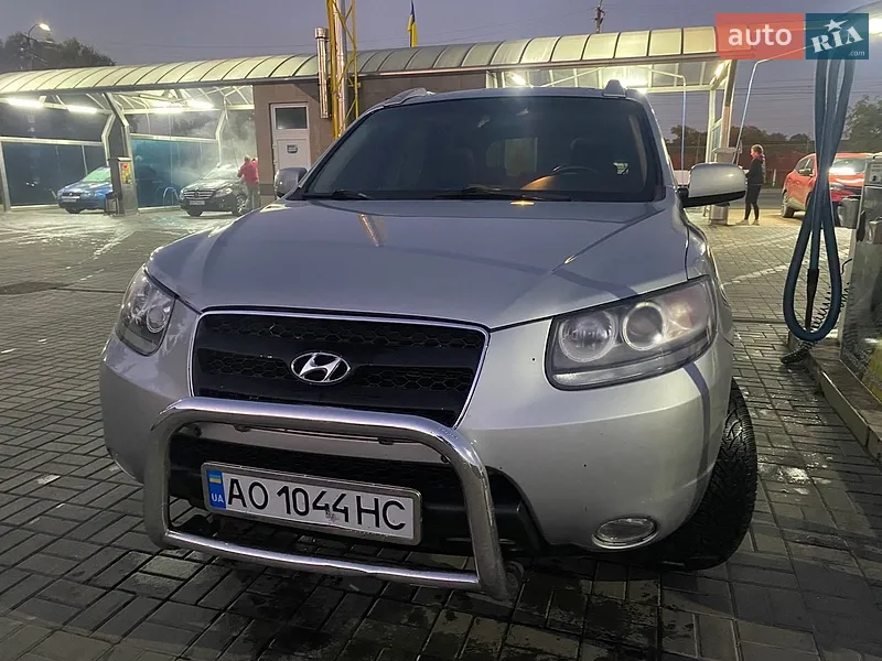 Hyundai Santa FE
