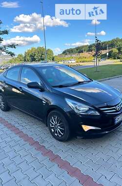 Седан Hyundai Solaris 2016 в Овруче