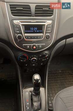 Седан Hyundai Solaris 2016 в 