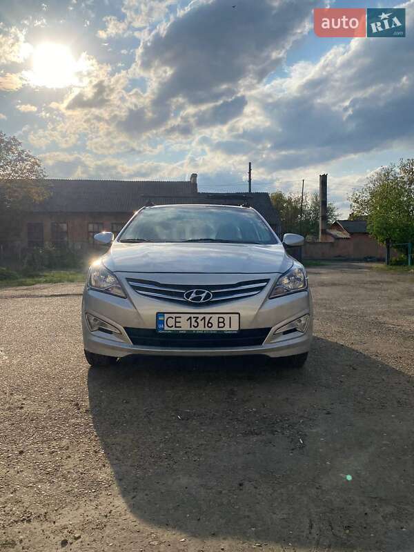 Седан Hyundai Solaris 2016 в Черновцах