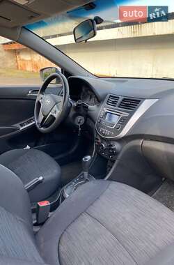 Седан Hyundai Solaris 2016 в 