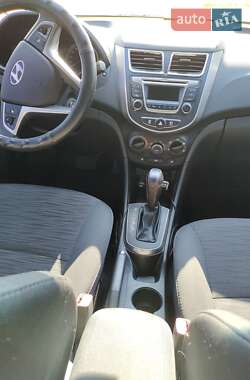 Седан Hyundai Solaris 2016 в 