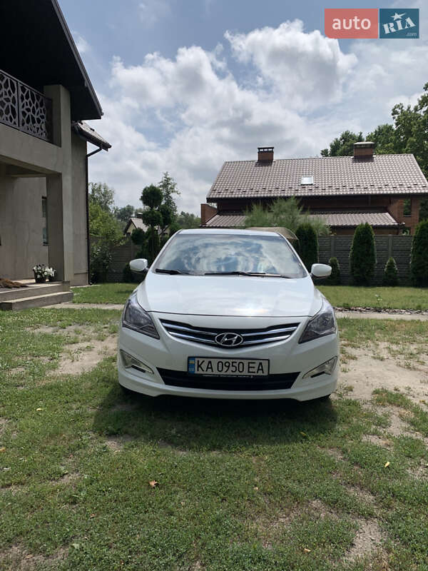 Седан Hyundai Solaris 2016 в Василькові