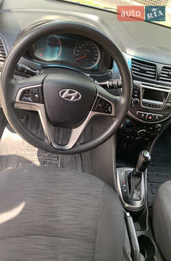 Седан Hyundai Solaris 2016 в 