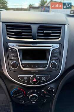 Седан Hyundai Solaris 2016 в 