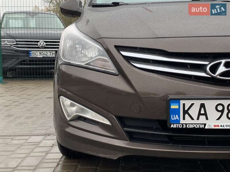 Седан Hyundai Solaris 2016 в Бердичеве