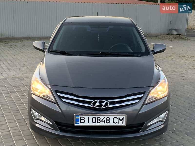 Седан Hyundai Solaris 2015 в Козельщине