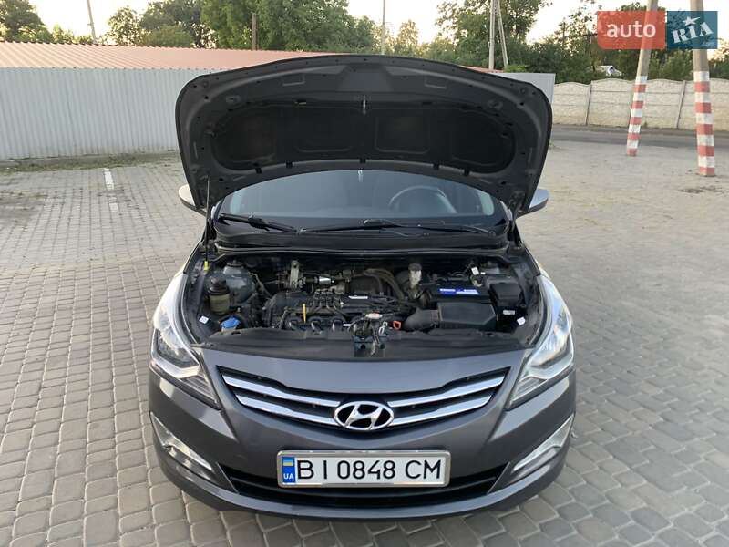 Седан Hyundai Solaris 2015 в Козельщине