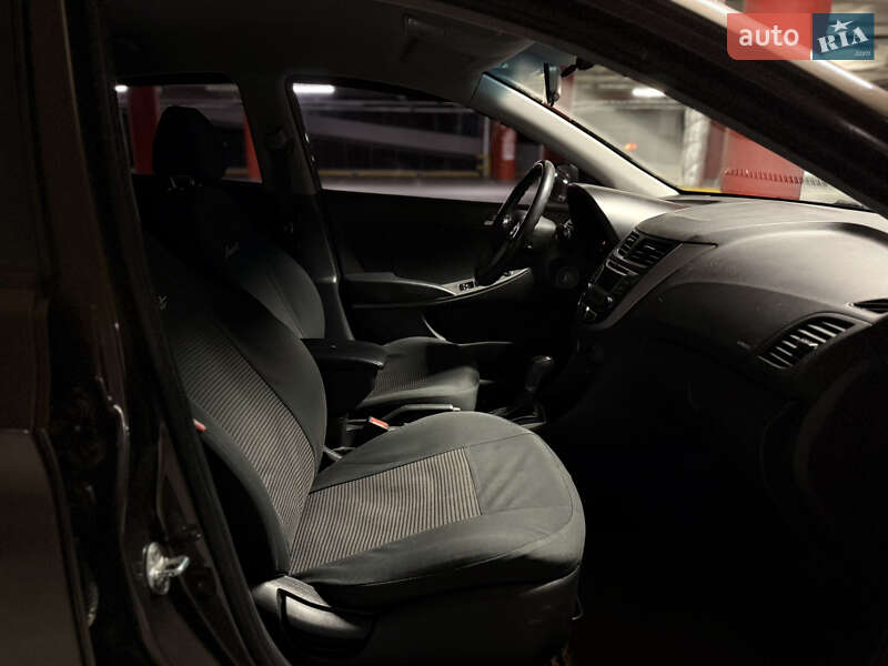 Седан Hyundai Solaris 2016 в Києві фото 13 Седан Hyundai Solaris 2016 в Києві