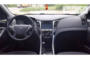 Седан Hyundai Sonata 2011 в Кривом Роге