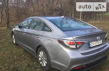 Седан Hyundai Sonata 2015 в Умани