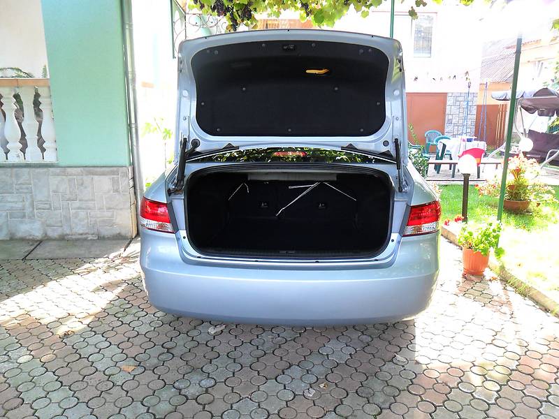 Седан Hyundai Sonata 2007 в Сваляве