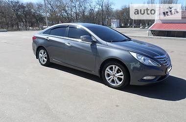 Седан Hyundai Sonata 2011 в Николаеве