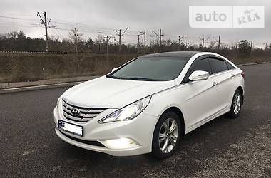 Седан Hyundai Sonata 2011 в Запоріжжі