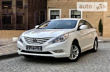 Седан Hyundai Sonata 2012 в Киеве