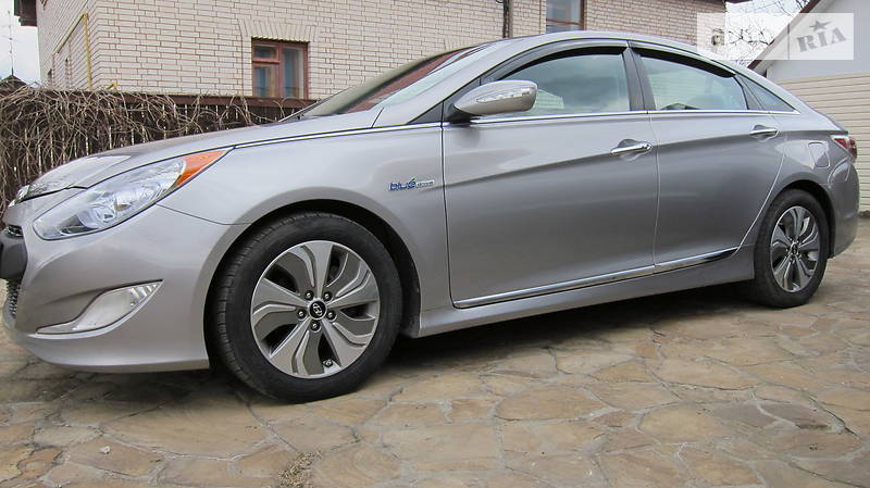 Седан Hyundai Sonata 2013 в Житомире