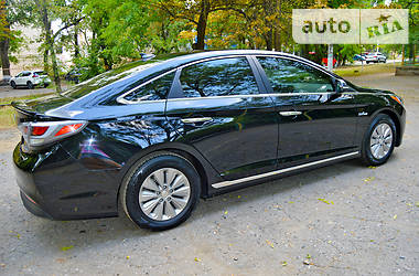 Седан Hyundai Sonata 2017 в 