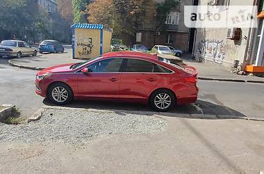 Седан Hyundai Sonata 2015 в 