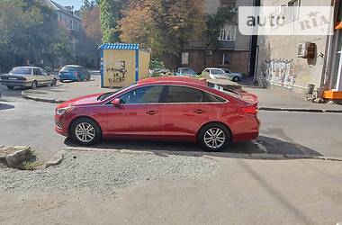 Седан Hyundai Sonata 2015 в 