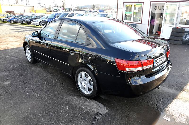 Седан Hyundai Sonata 2008 в Львове
